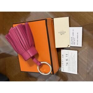 New Hermes Milo Lambskin Carmen Key Ring in Rose Shocking Color